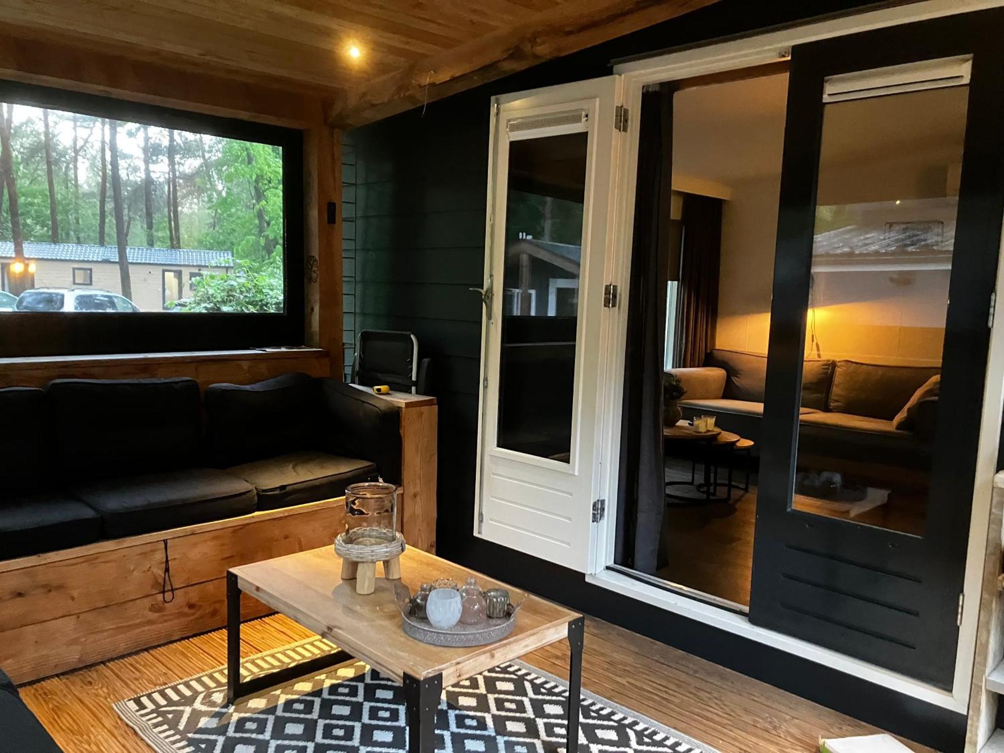 Chalet Bosrijk Midden In De Natuur-Eten&Drinken-Activiteiten-Ontspanning-En Nog Veel Meer Hoenderloo Dış mekan fotoğraf